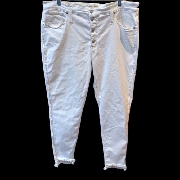 Madewell 10" High-Rise Skinny White Exposed Button Step Raw Edge Jeans (22/36) - Picture 2 of 10